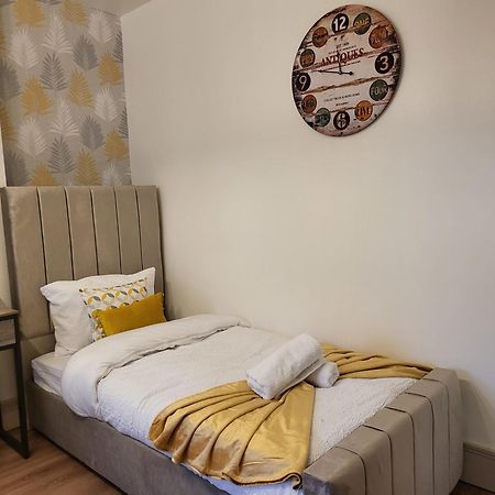 Country Style Modern Self Catering 3 Bedroom Bungalow In Blackpool Exteriör bild