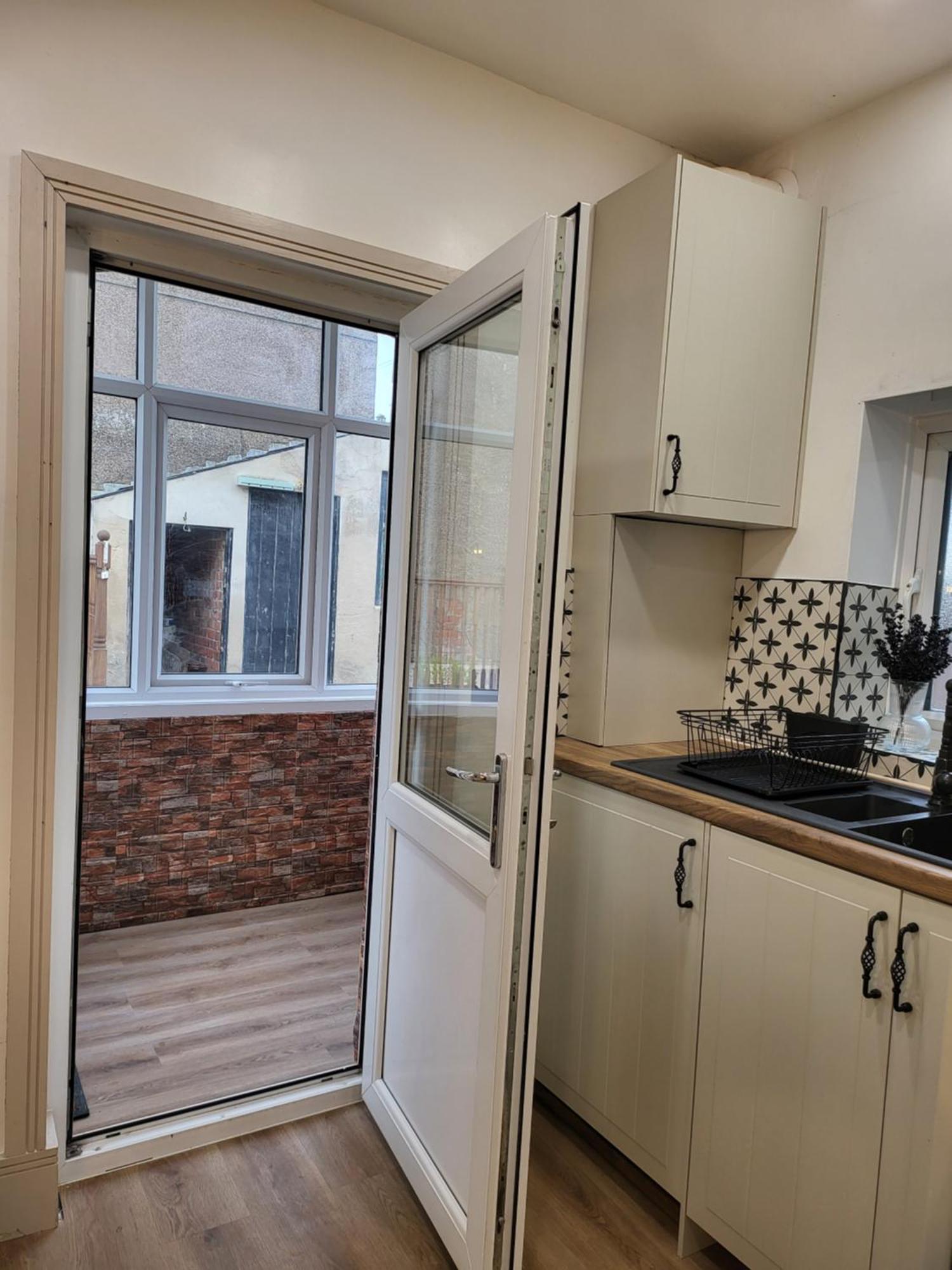 Country Style Modern Self Catering 3 Bedroom Bungalow In Blackpool Exteriör bild